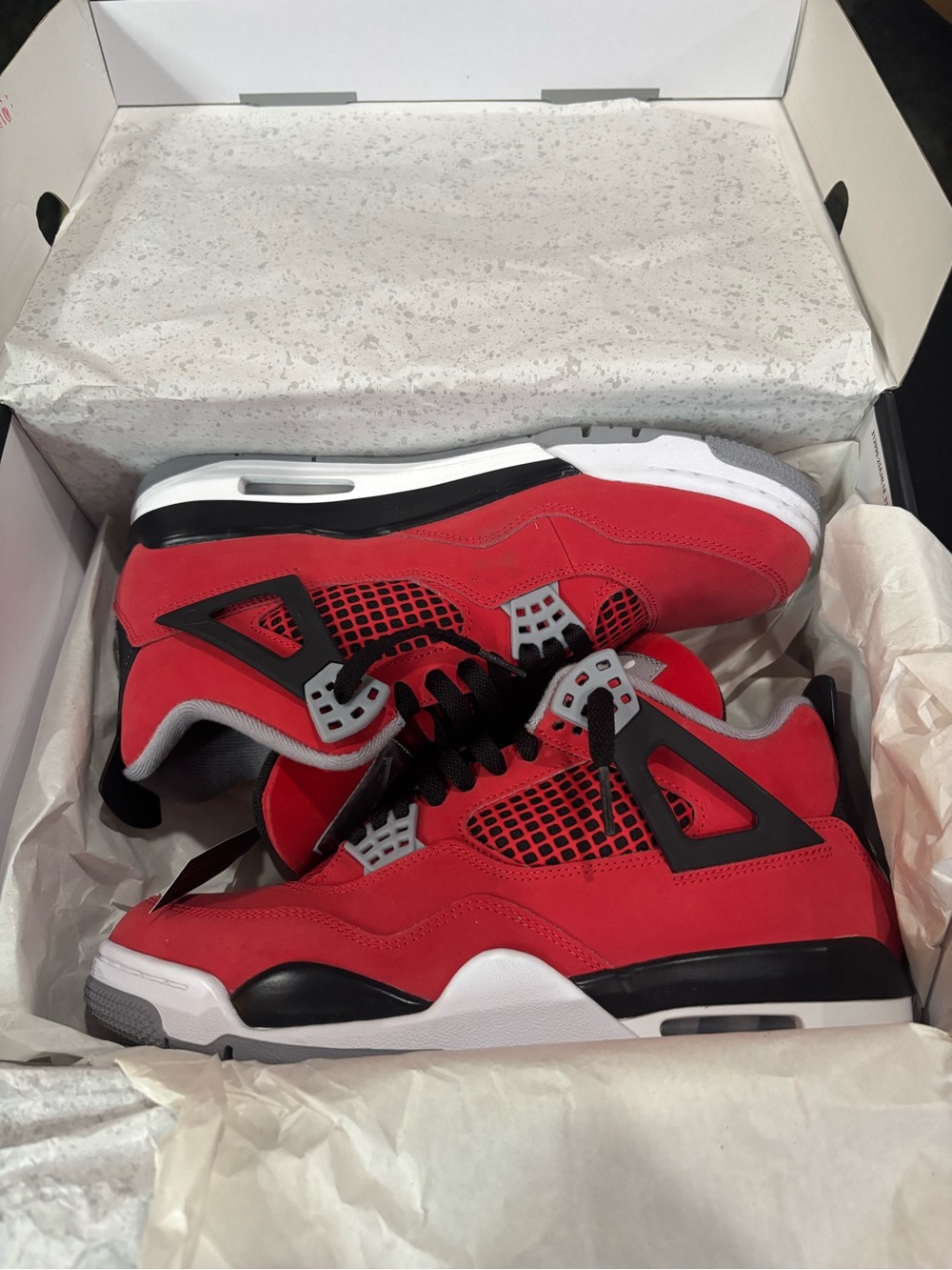 Jordan Air Jordan 4 Retro Toro Bravo Red Black White  FQ8138-600. Sz 9
